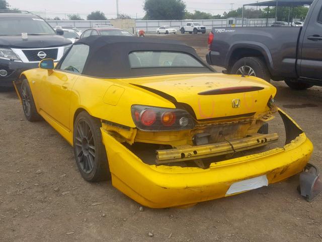 JHMAP21404S001221 - 2004 HONDA S2000 YELLOW photo 3