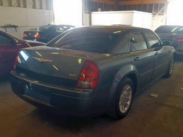 2C3JA43R05H583521 - 2005 CHRYSLER 300 TEAL photo 4