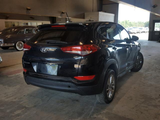 KM8J23A45HU409631 - 2017 HYUNDAI TUCSON SE BLACK photo 4