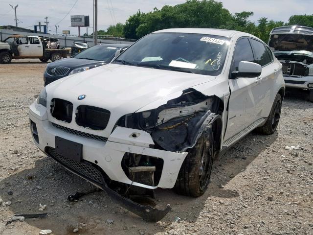 5UXFG8C53BLZ96891 - 2011 BMW X6 XDRIVE5 WHITE photo 2