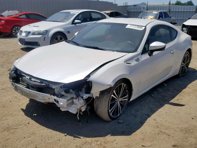 JF1ZNAA15D2711778 - 2013 TOYOTA SCION FR-S WHITE photo 2