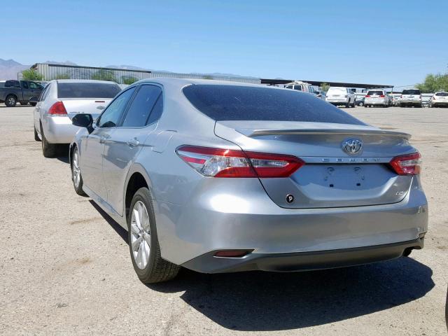 4T1B11HK0JU050226 - 2018 TOYOTA CAMRY L SILVER photo 3