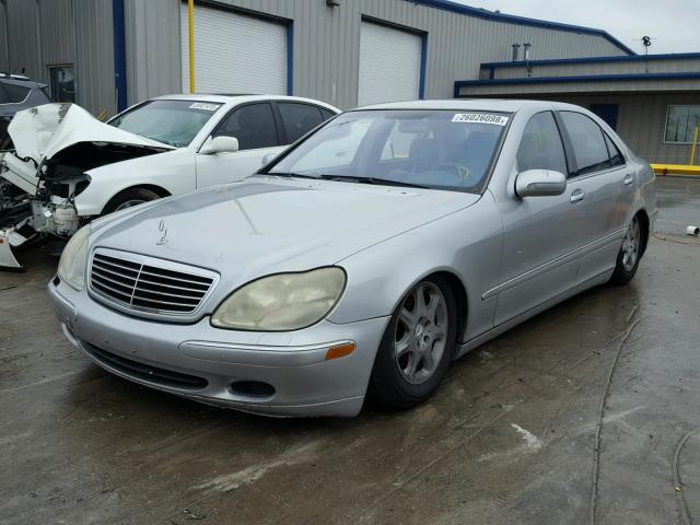 WDBNG70J92A236824 - 2002 MERCEDES-BENZ S 430 SILVER photo 2