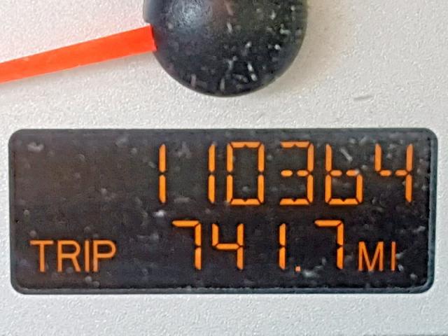 1G8AW14F24Z108347 - 2004 SATURN ION LEVEL BLACK photo 8