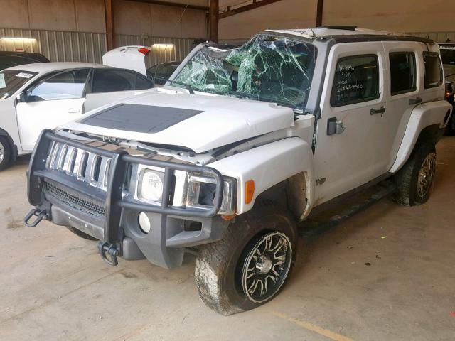 5GTDN136968194118 - 2006 HUMMER H3 WHITE photo 2