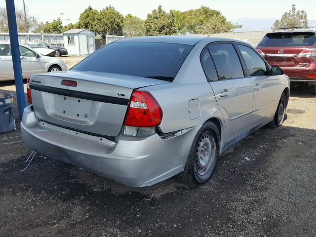 1G1ZS58N28F111942 - 2008 CHEVROLET MALIBU LS SILVER photo 4