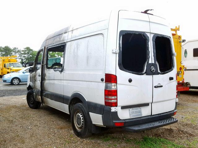 WD3PE7CC7D5780788 - 2013 MERCEDES-BENZ SPRINTER 2 WHITE photo 3