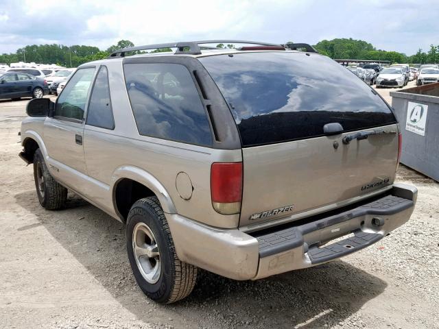 1GNCS18X33K105775 - 2003 CHEVROLET BLAZER GOLD photo 3