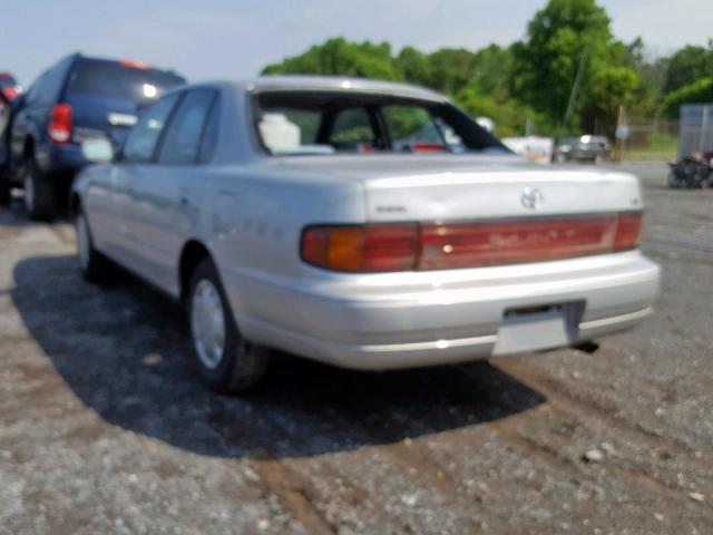 4T1SK12E2NU026032 - 1992 TOYOTA CAMRY LE SILVER photo 3