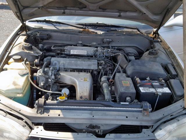 4T1SK12E2NU026032 - 1992 TOYOTA CAMRY LE SILVER photo 7