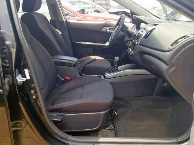 KNAFU4A26D5672480 - 2013 KIA FORTE EX BLACK photo 5