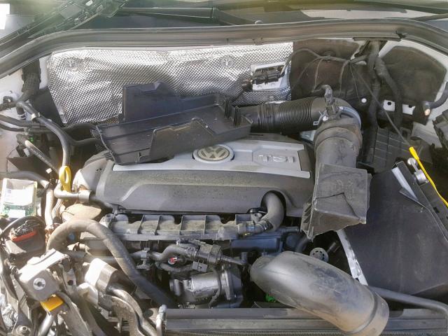 WVGTV7AX5HK017925 - 2017 VOLKSWAGEN TIGUAN SPO 白色 照片 7