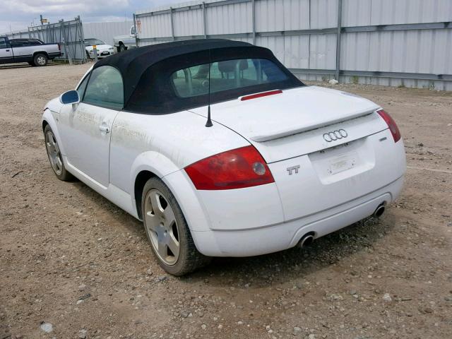 TRUUT28N321011615 - 2002 AUDI TT QUATTRO WHITE photo 3