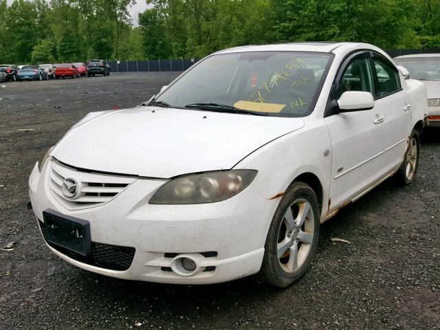 JM1BK123851235456 - 2005 MAZDA 3 S WHITE photo 2