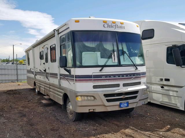 B10 - 1999 FORD RV WHITE photo 1