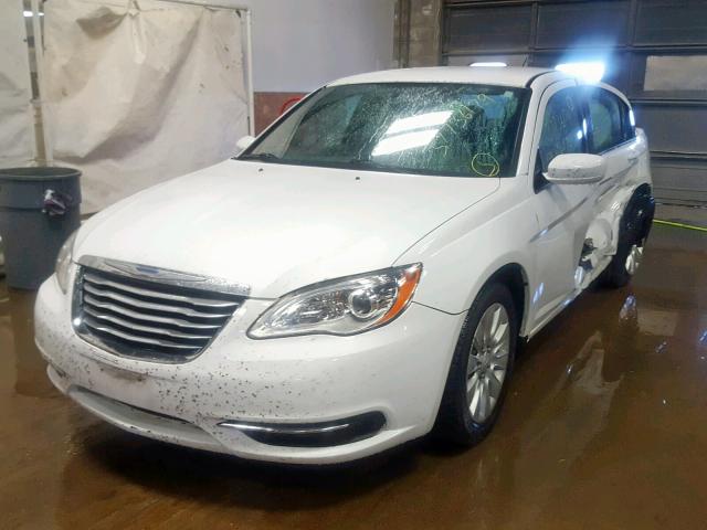 1C3CCBAB3EN213620 - 2014 CHRYSLER 200 LX WHITE photo 2