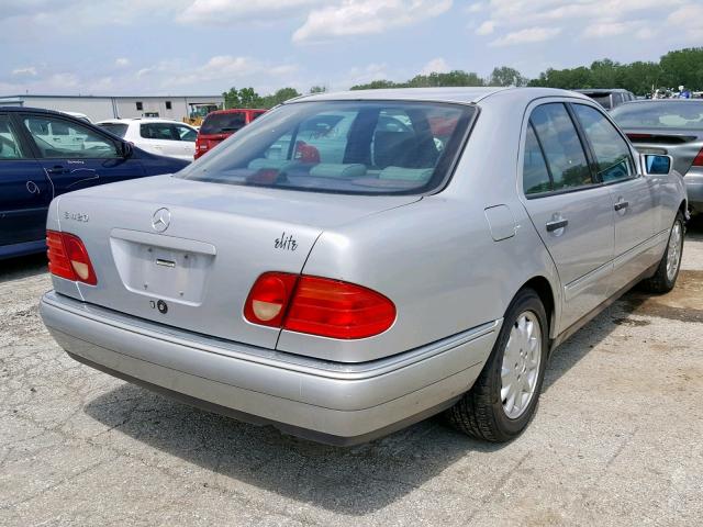 WDBJF72F6VA472667 - 1997 MERCEDES-BENZ E 420 SILVER photo 4