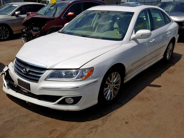 KMHFC4DF1BA537377 - 2011 HYUNDAI AZERA GLS WHITE photo 2