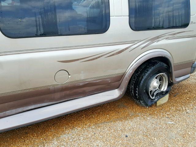 1GDFG15R8Y1175651 - 2000 GMC SAVANA RV GOLD photo 9