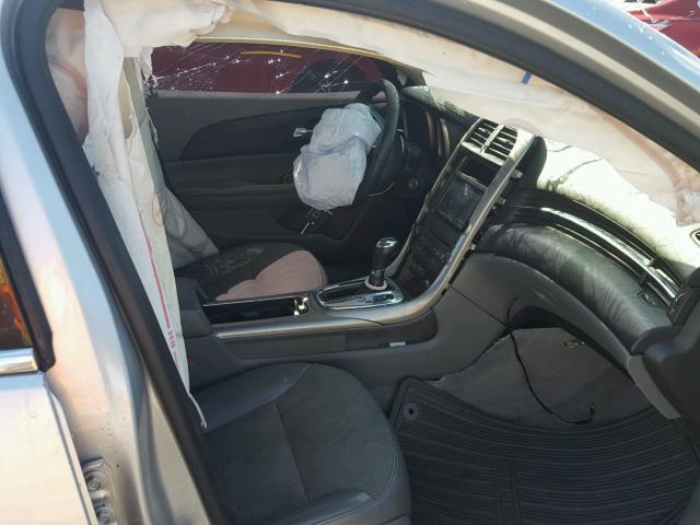 1G11C5SA6DF356074 - 2013 CHEVROLET MALIBU 1LT 银色 照片 5