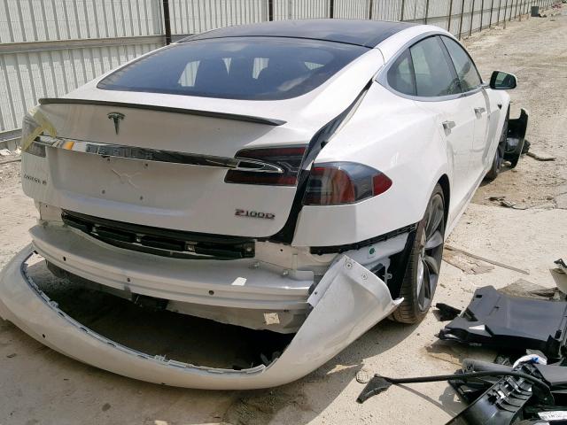 5YJSA1E45HF229665 - 2017 TESLA MODEL S WHITE photo 4