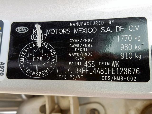 3KPFL4A81HE123676 - 2017 KIA FORTE EX SILVER photo 10