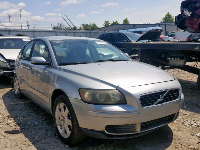 YV1MS382062213718 - 2006 VOLVO S40 2.4I SILVER photo 1