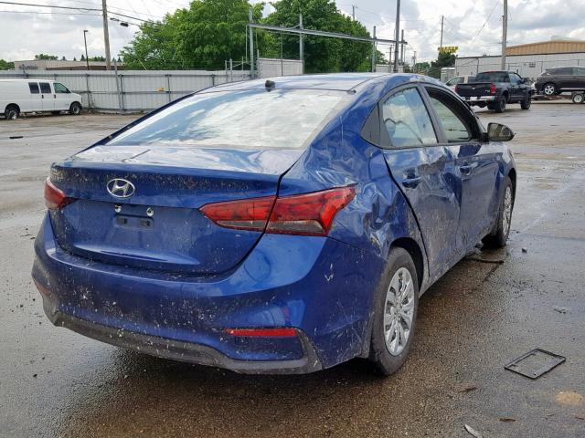 3KPC24A37JE029818 - 2018 HYUNDAI ACCENT SE BLUE photo 4