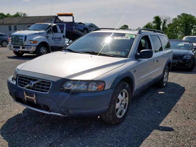 YV1SZ59H731104434 - 2003 VOLVO XC70 SILVER photo 2