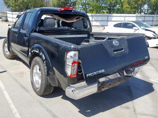 1N6AD07U56C427082 - 2006 NISSAN FRONTIER C BLACK photo 3