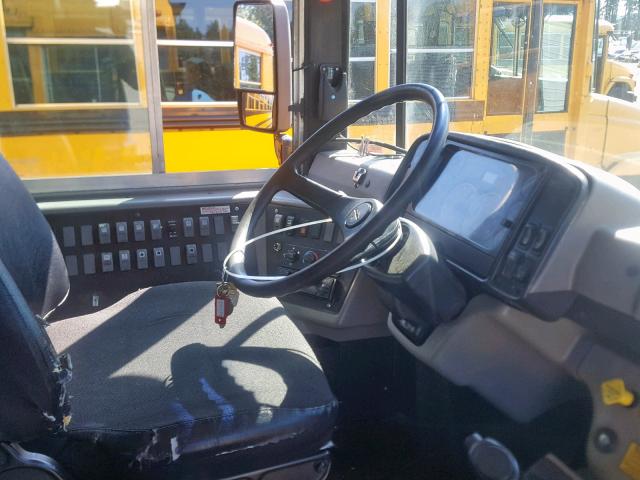 4UZAAXDC16CV36957 - 2006 FREIGHTLINER CHASSIS FS 黄色 照片 5