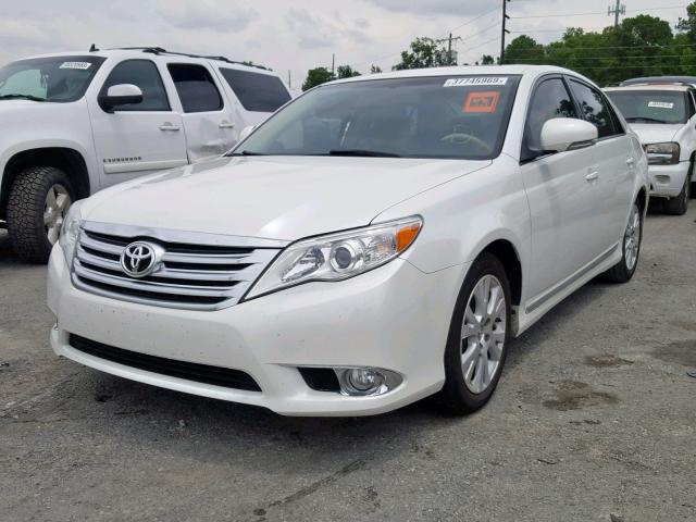 4T1BK3DB8CU466560 - 2012 TOYOTA AVALON BAS WHITE photo 2