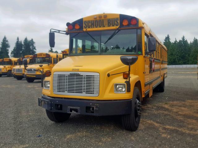 4UZAAXDC56CV36959 - 2006 FREIGHTLINER CHASSIS FS YELLOW photo 2