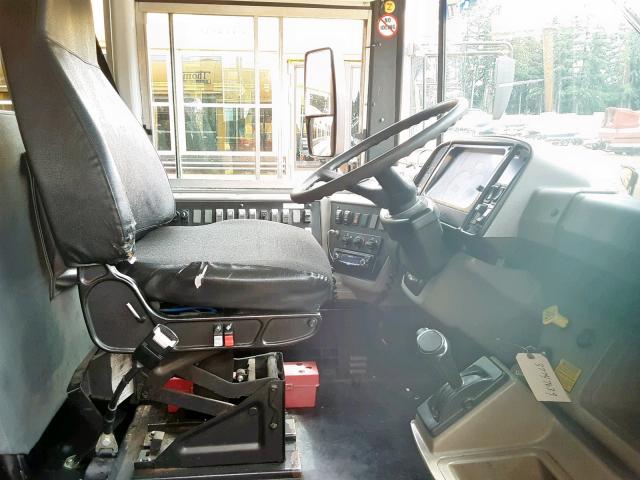 4UZAAXDC56CV36962 - 2006 FREIGHTLINER CHASSIS FS ყვითელი ფოტო 5