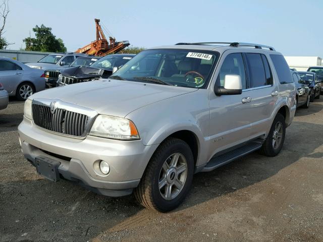 5LMEU88H14ZJ34898 - 2004 LINCOLN AVIATOR 银色 照片 2