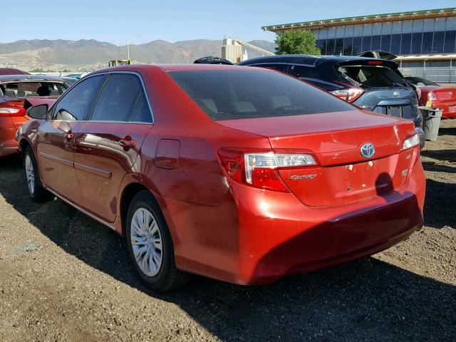 4T1BD1FKXCU061425 - 2012 TOYOTA CAMRY HYBR RED photo 3