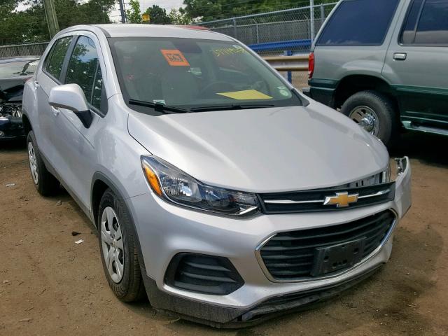 3GNCJKSB8JL213472 - 2018 CHEVROLET TRAX LS SILVER photo 1