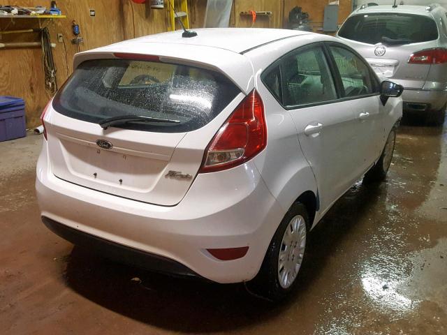 3FADP4TJ9GM195313 - 2016 FORD FIESTA S WHITE photo 4