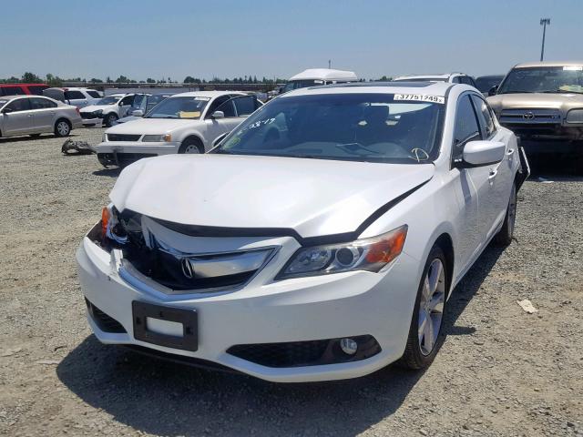 19VDE1F75DE005925 - 2013 ACURA ILX 20 TEC WHITE photo 2