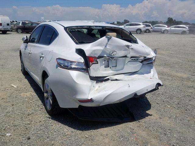 19VDE1F75DE005925 - 2013 ACURA ILX 20 TEC WHITE photo 3