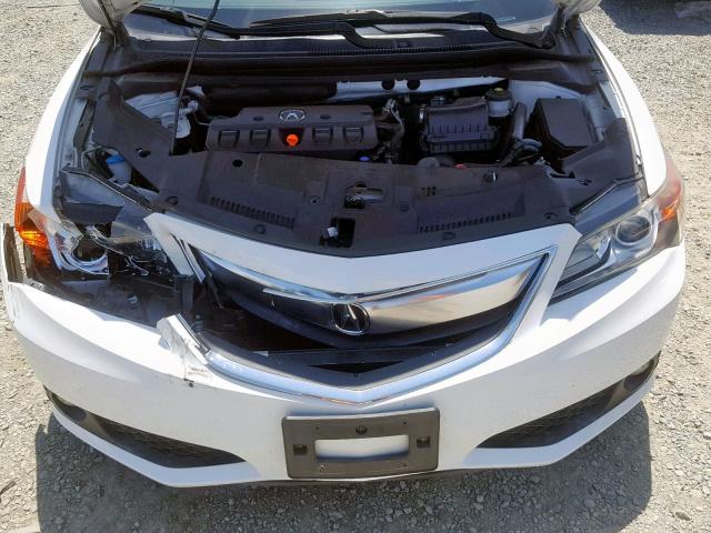 19VDE1F75DE005925 - 2013 ACURA ILX 20 TEC WHITE photo 7