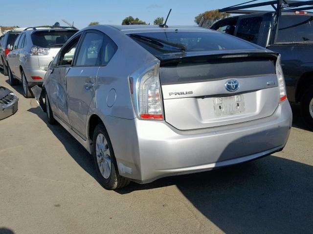 JTDKN3DPXD3040612 - 2013 TOYOTA PRIUS PLUG SILVER photo 3