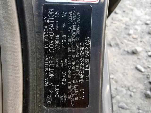 KNAFE121865365980 - 2006 KIA NEW SPECTR GRAY photo 10