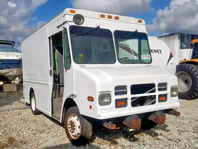 5B4KPD25173422734 - 2007 WORKHORSE CUSTOM CHASSIS COMMERCIAL WHITE photo 1