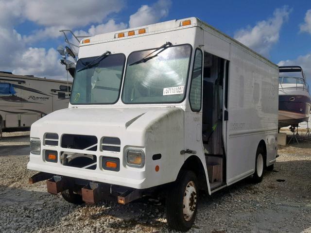5B4KPD25173422734 - 2007 WORKHORSE CUSTOM CHASSIS COMMERCIAL WHITE photo 2