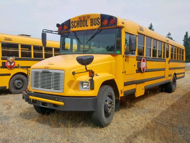 4UZAAXDC36CV36992 - 2006 FREIGHTLINER CHASSIS FS YELLOW photo 2