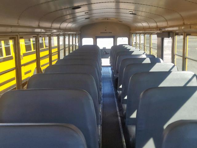 4UZAAXDC76CV36994 - 2006 FREIGHTLINER CHASSIS FS YELLOW photo 6