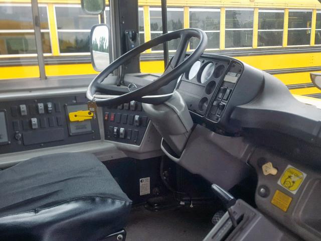 4UZAAXAKX1CH88648 - 2001 FREIGHTLINER CHASSIS FS 黄色 照片 5