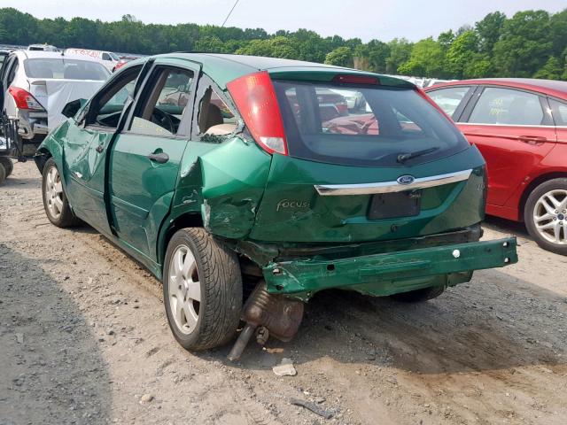 3FAHP37382R166257 - 2002 FORD FOCUS ZX5 GREEN photo 3