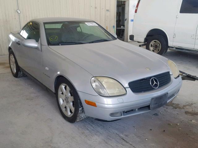 WDBKK47F9YF146702 - 2000 MERCEDES-BENZ SLK 230 KO GRAY photo 1